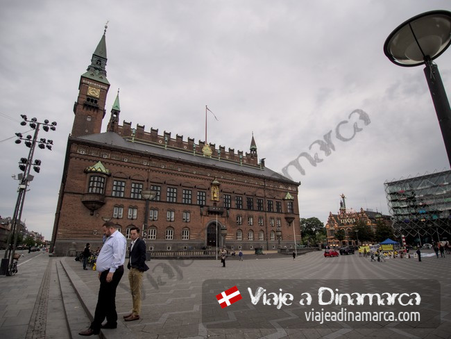 Radhuspladsen, la plaza del Ayuntamiento de Copenhague